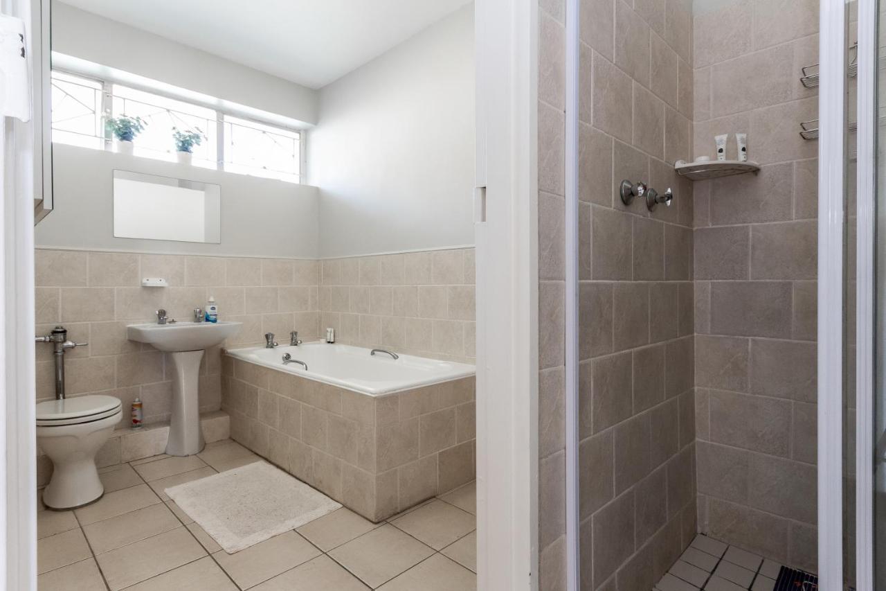 The Towers In Sea Point Apartment Cape Town